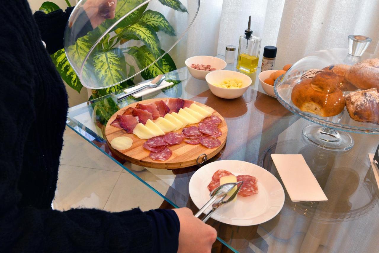 לינה וארוחת בוקר נאפולי Residenza Borbonica מראה חיצוני תמונה